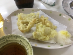 酒房 半田屋